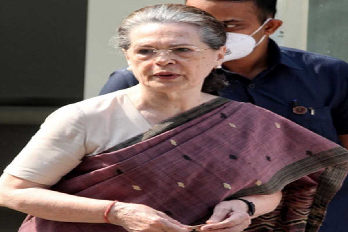 सोनिया गांधी की तबीयत में सुधार